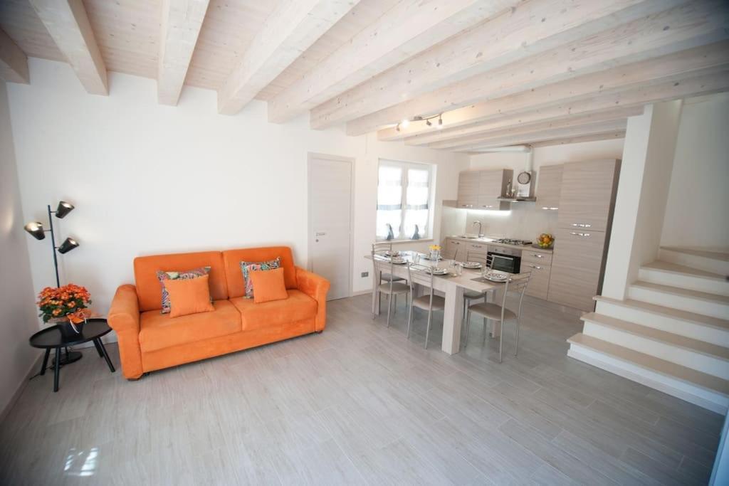 Апартаменты Casa Gemma - Big Family House With Free Parking Сан-Джованни-Лупатото Экстерьер фото